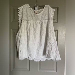 Knox rose white lace top